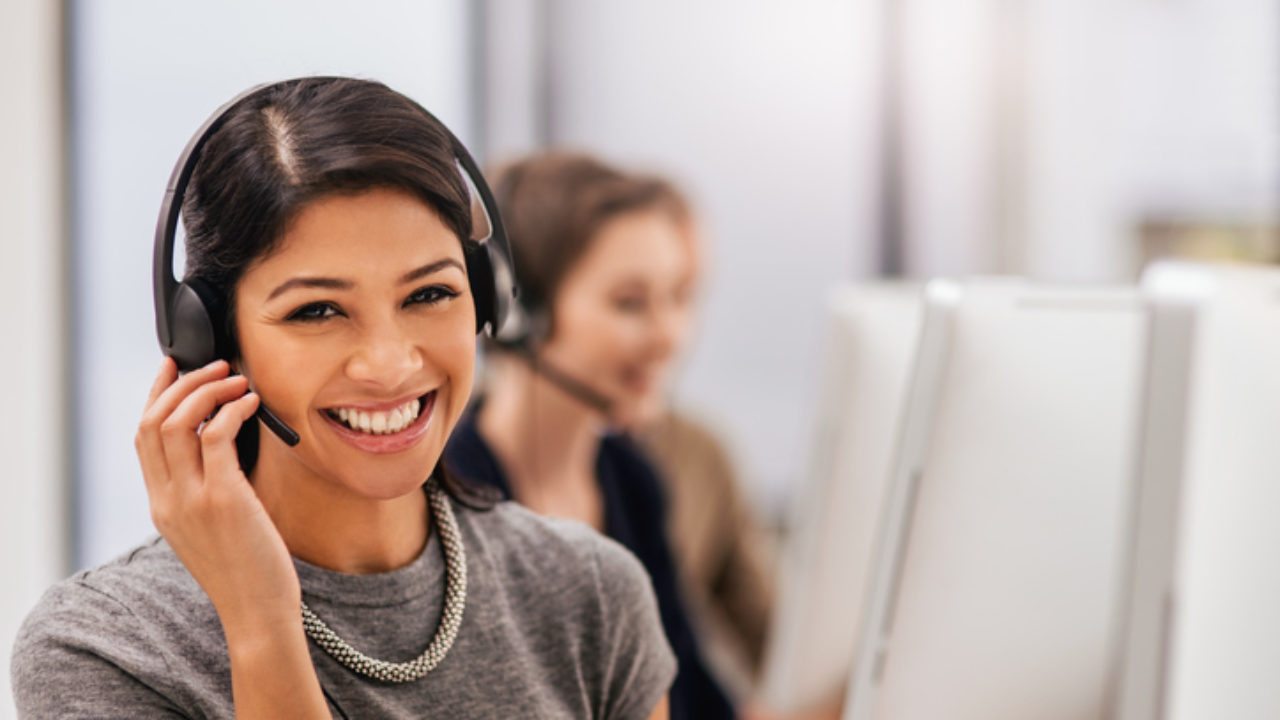 What is the difference between BPO and contact Centre?